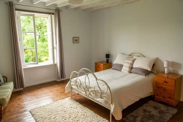Decluttered Bedroom