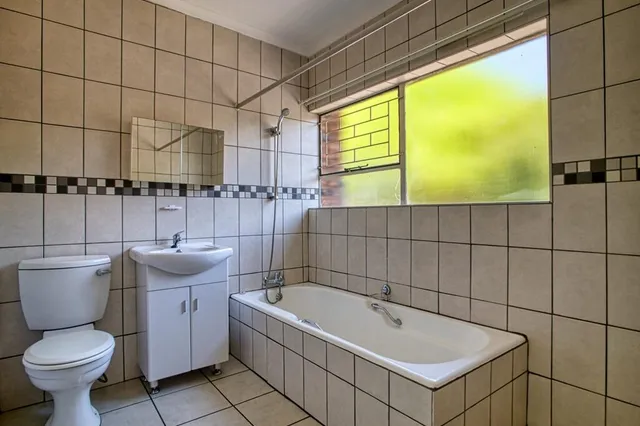Salle de bain avant la rénovation