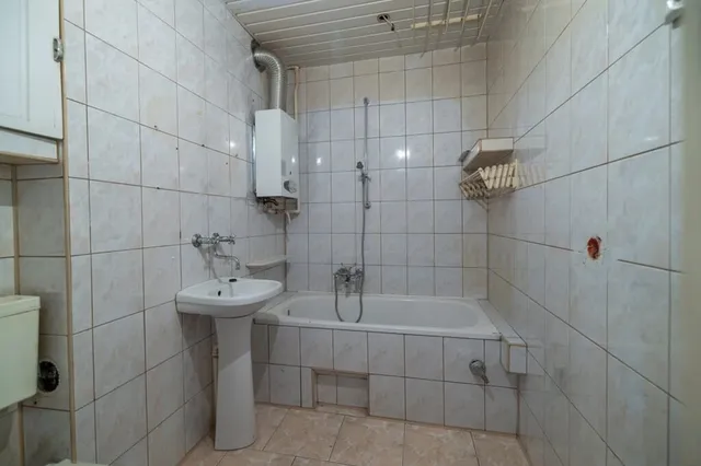 Outdated Modern Bathroom